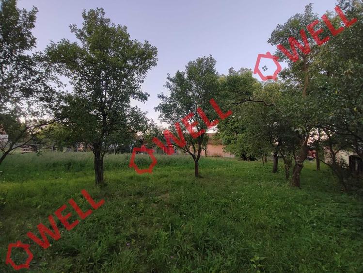 Teren Construcții intravilan de 1800 mp, în Calnic