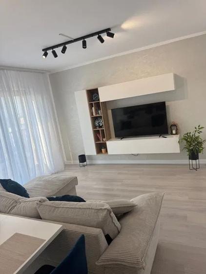 Apartament cu 2 camere decomandat, mobilat în Theodor Pallady