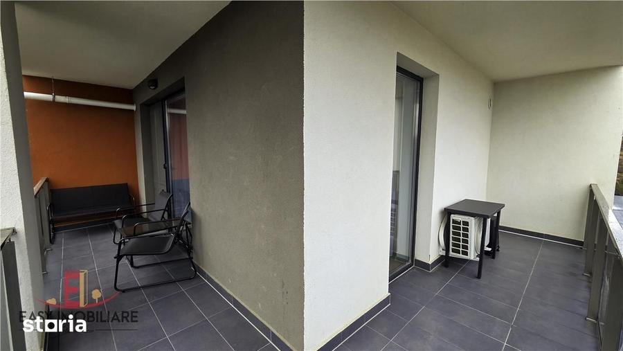 Apartament cu 3 camere decomandat, mobilat în Livezeni
