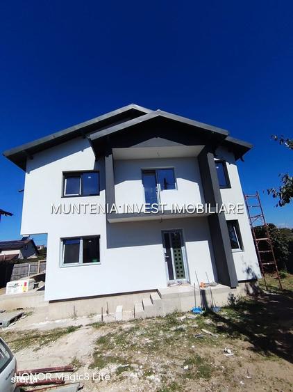 Casă cu 4 camere în Smeura
