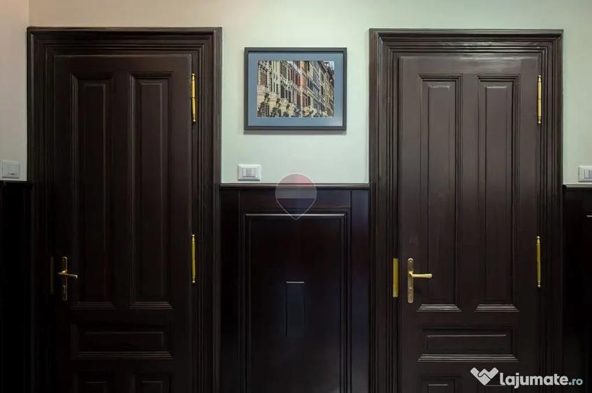 Apartament cu 3 camere decomandat în Centrul Istoric