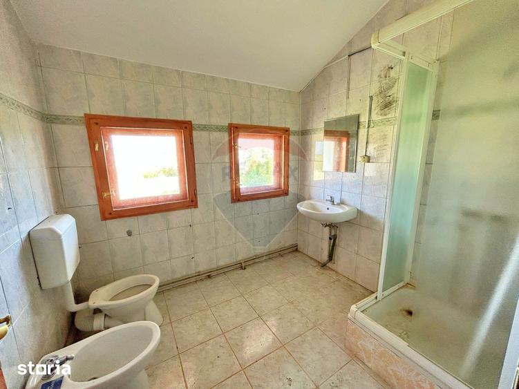 Spațiu comercial, de 728 mp, în Central