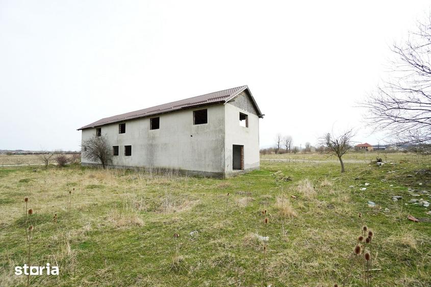 Casă cu 6 camere cu Teren 1271 Mp în Hărman