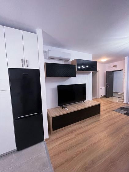 Apartament cu 2 camere decomandat în Exterior Vest