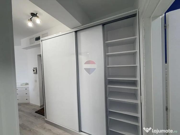 Apartament cu 3 camere decomandat în Lotus