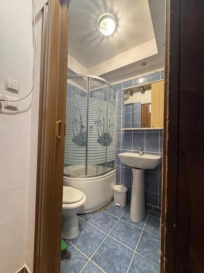 Garsonieră semidecomandată în Buziașului