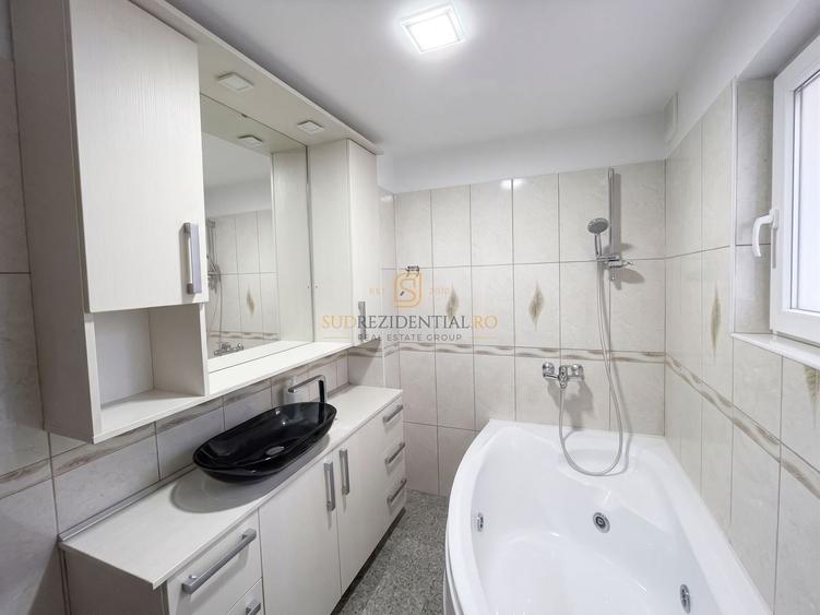Apartament cu 3 camere semidecomandat, mobilat în Apărătorii Patriei