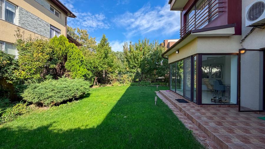 Duplex cu 5 camere cu Canalizare în Pipera