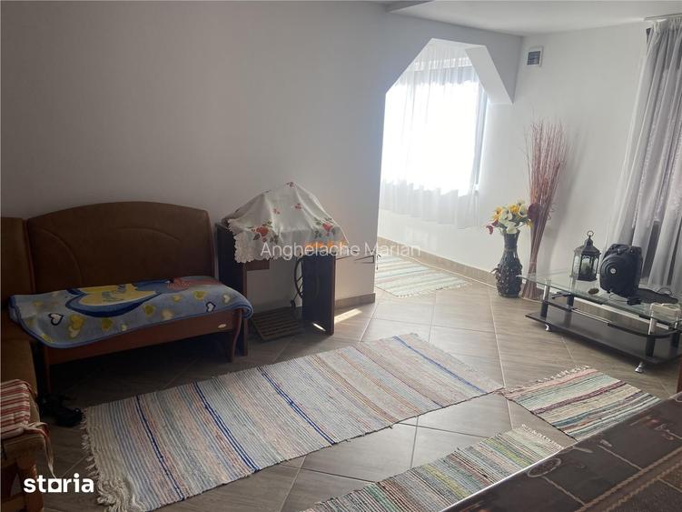 Casa de vanzare in sat Tataranu cu suprafata de 118 mp , teren 1287 mp