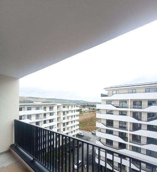 Apartament cu 2 camere semidecomandat în Florești