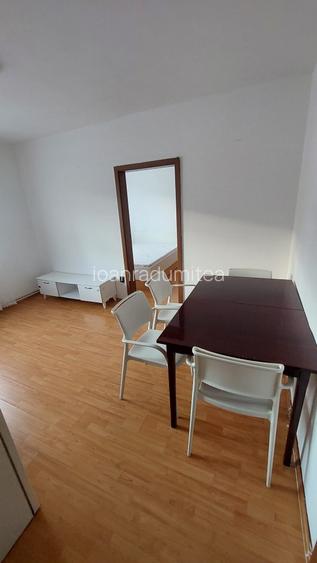 Apartament 2 camere de inchiriat, zona Cedonia