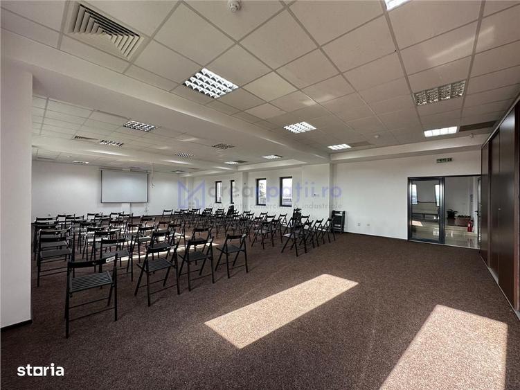 Spațiu comercial, de 230 mp, în Uricani