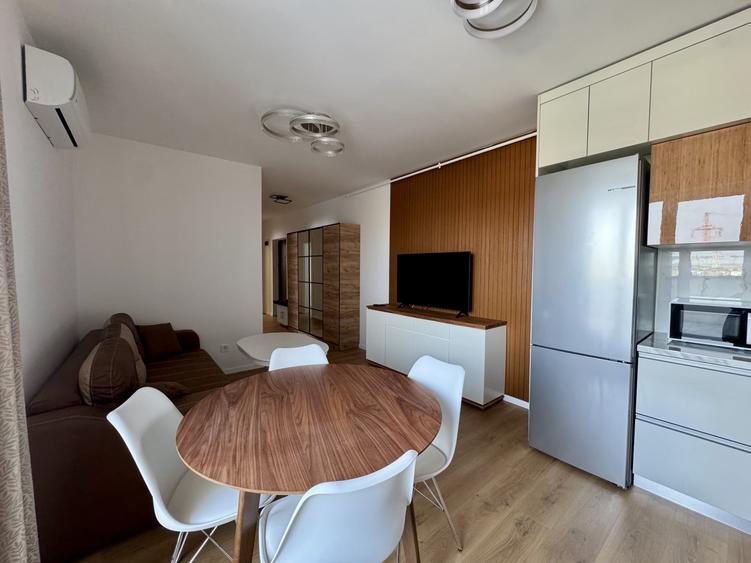 Apartament cu 3 camere semidecomandat, mobilat în Apahida