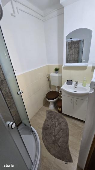 Apartament cu 2 camere în Micro 8