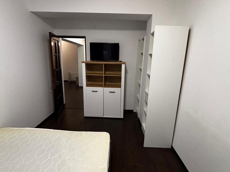 Apartament cu 2 camere semidecomandat în Bucium