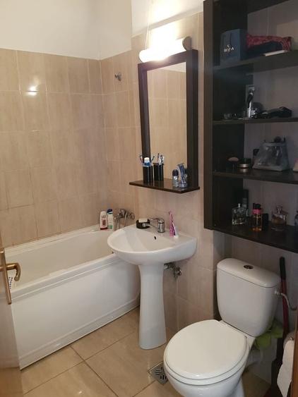Apartament cu 2 camere în Palazu Mare