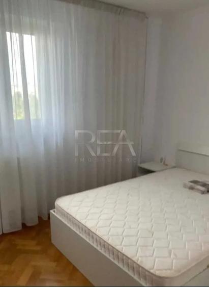 Apartament cu 3 camere semidecomandat, mobilat în Drumul Taberei