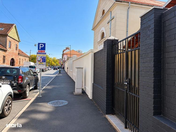Spațiu comercial, de 270 mp, în Ultracentral