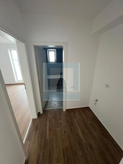 Apartament cu 3 camere decomandat în Sânpetru