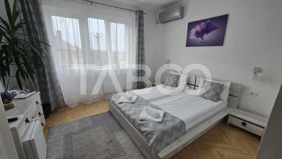Apartament cu 3 camere decomandat, mobilat în Calea Poplăcii
