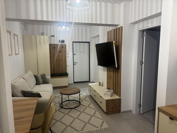 Apartament cu 2 camere semidecomandat în Central