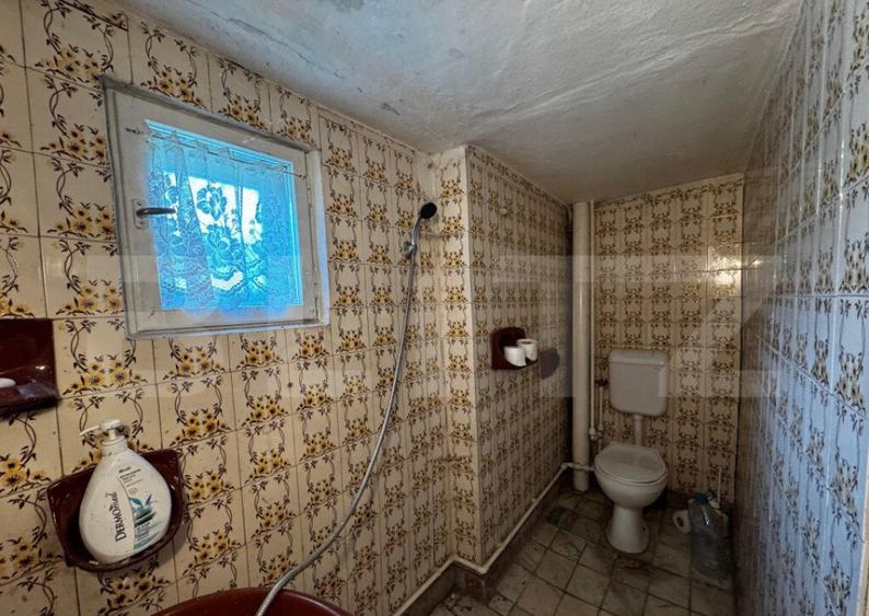 Casă cu 7 camere cu Teren 400 Mp în Zlatna