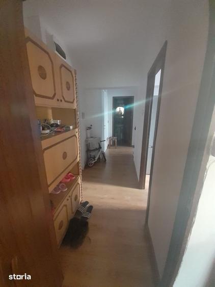 Apartament cu 2 camere decomandat în Zorilor