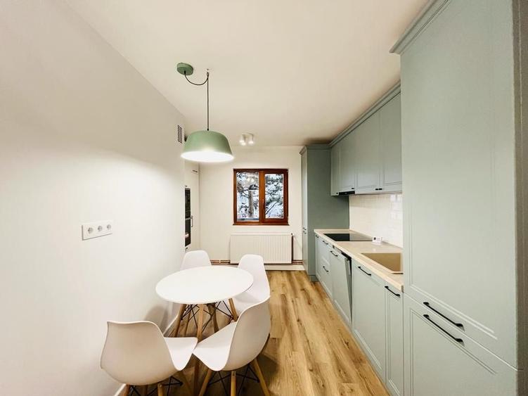 Apartament cu 2 camere decomandat în Zorilor — fotografia 3