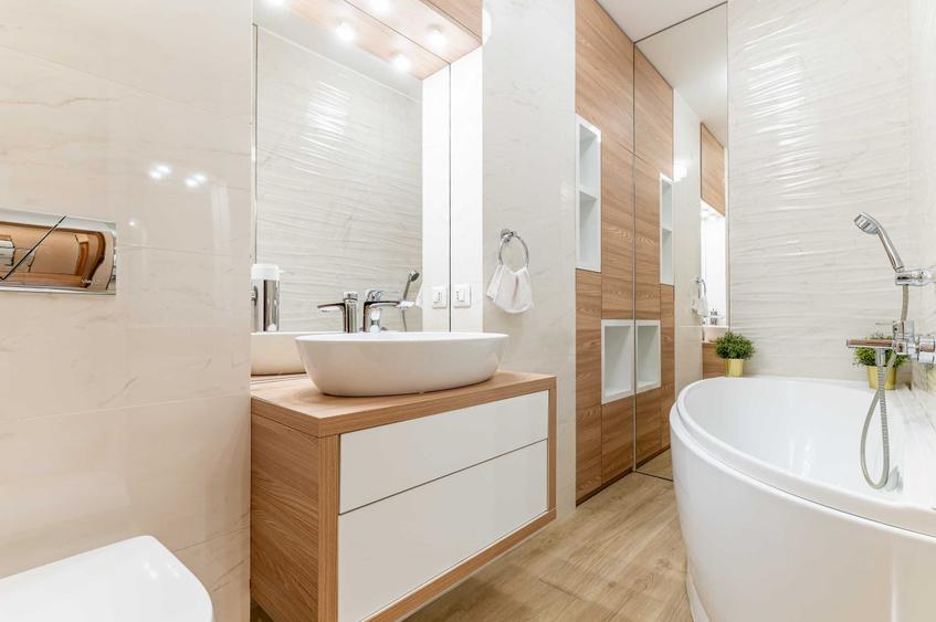 Apartament cu 4 camere decomandat în Dosu Bricii