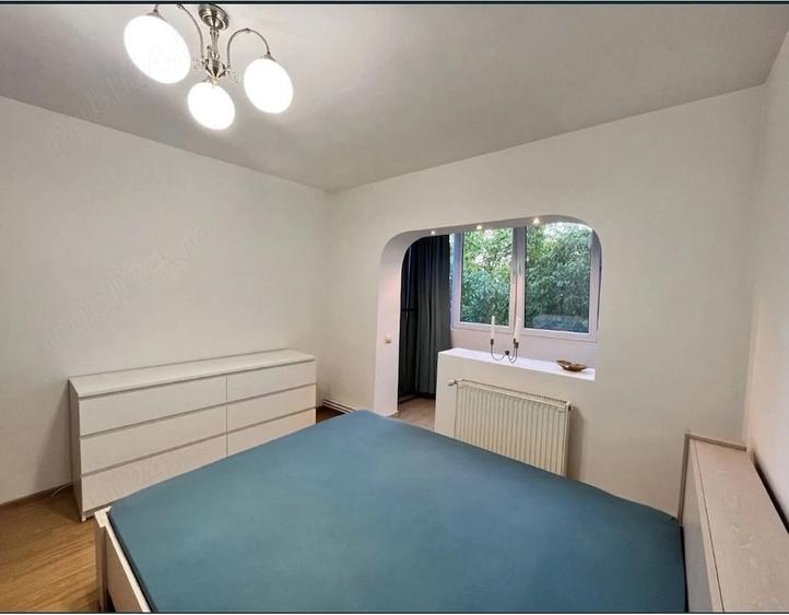 Apartament cu 3 camere decomandat în Lipovei