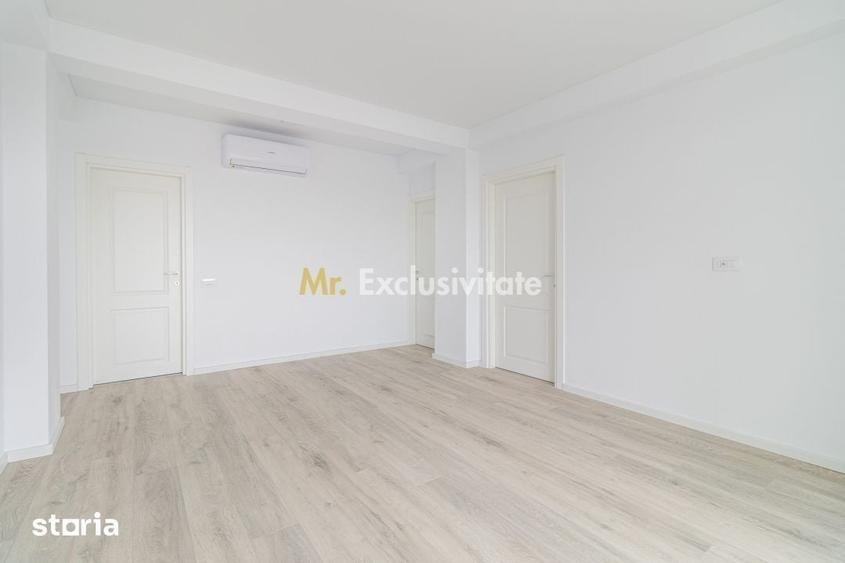 Apartament cu 5 camere în 1 Decembrie