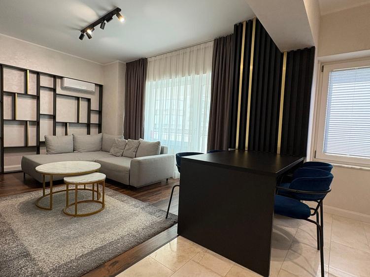 Apartament cu 3 camere nedecomandat în Copou