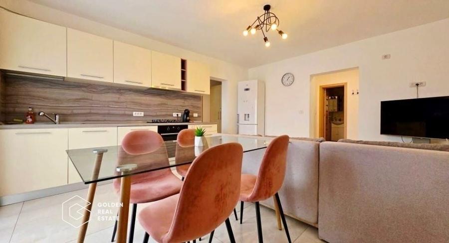 Apartament cu 3 camere decomandat, mobilat în UTA