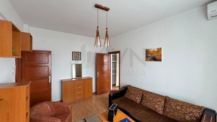 Apartament cu 2 camere semidecomandat în Romană
