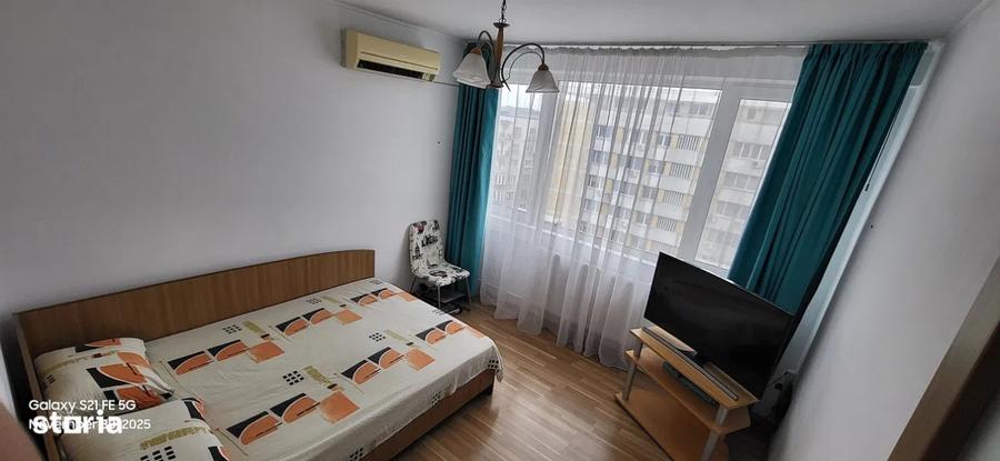 Apartament cu 3 camere decomandat, mobilat în Iancului
