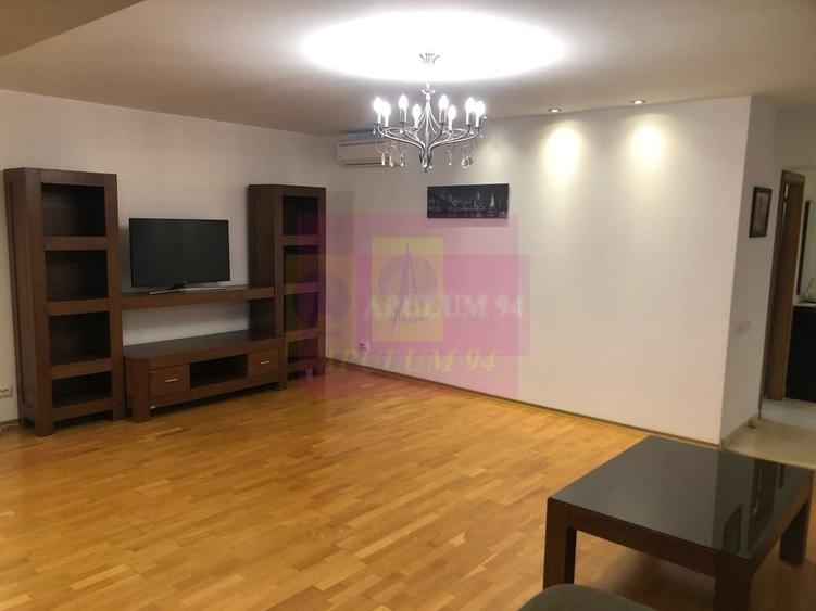 Apartament cu 3 camere decomandat, mobilat în P-ța Alba Iulia