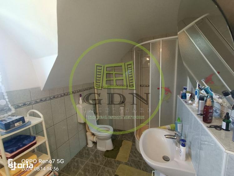 Casă cu 6 camere cu Teren 550 Mp în Central