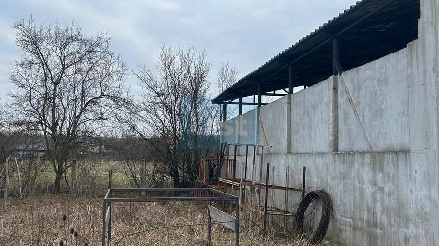 Spațiu industrial, de 82 mp, în Drăguțești