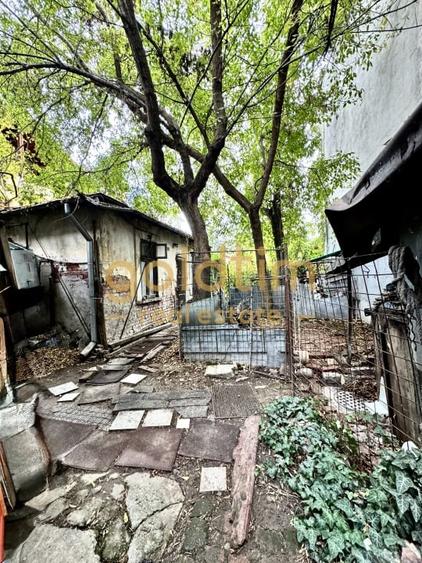 Casă individuală cu 5 camere cu Canalizare în Cotroceni