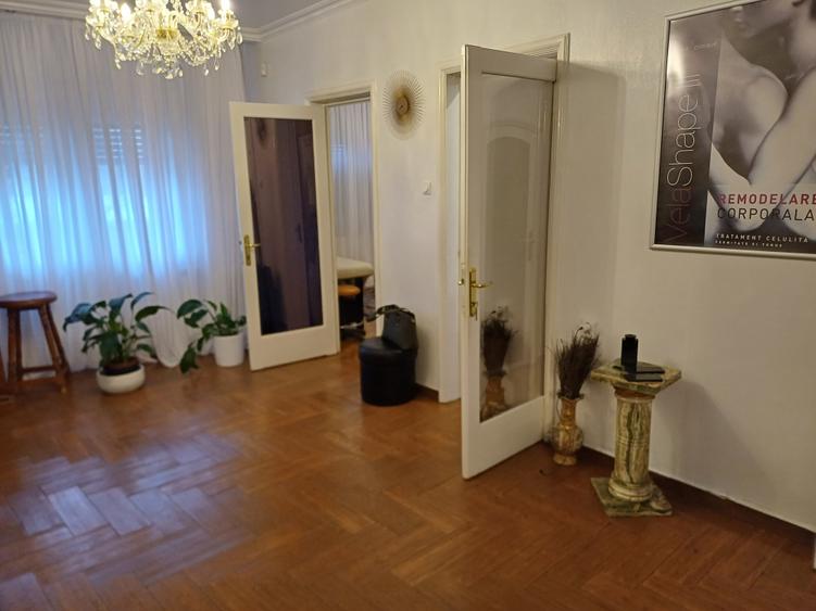 Apartament cu 4 camere circular în Muncii