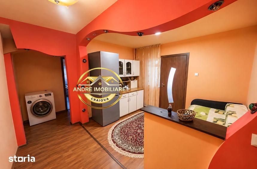 Apartament cu 2 camere decomandat în Calea București