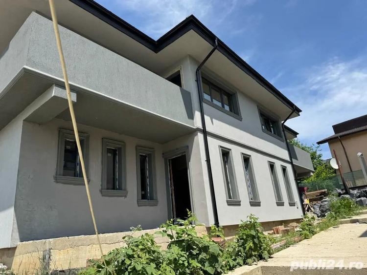 Casă cu 4 camere cu Teren 350 Mp în Vișan