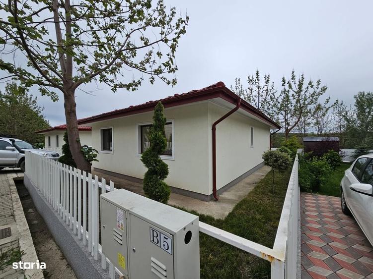 Casă cu 3 camere în Breazu