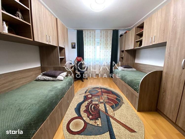 Apartament cu 2 camere decomandat în Vasile Aaron