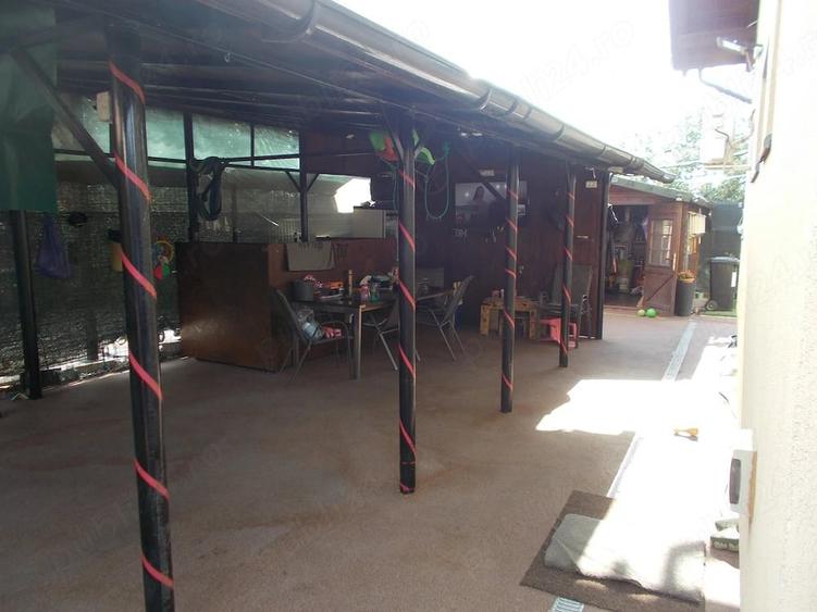 Casă cu 6 camere cu Teren 250 Mp în Braytim