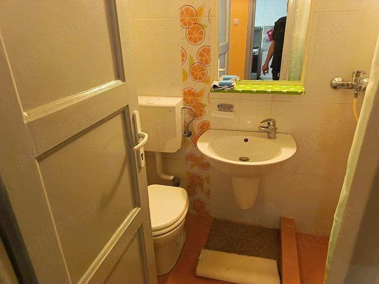 Apartament cu 2 camere semidecomandat în Horea