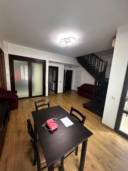 Apartament PENTHOUSE, 3 camere, 2 bai, etajul 8/8, zona Centru-Palas Mall - 2