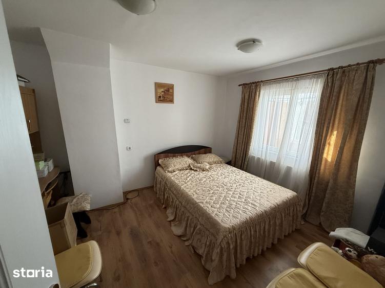 Apartament cu 4 camere în Central