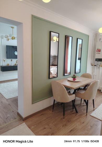 Apartament cu 3 camere, mobilat în Central