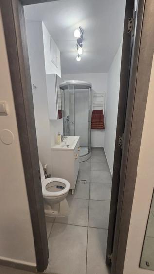 Garsonieră decomandată în Vitan